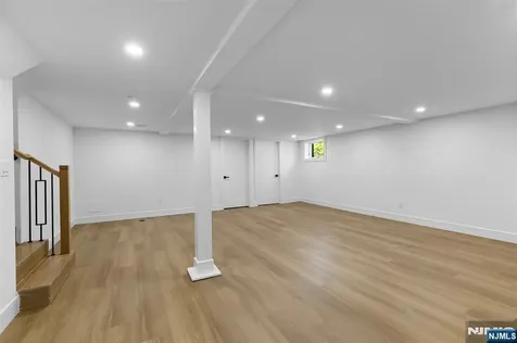 158 Prospect Avenue Oradell NJ 07649