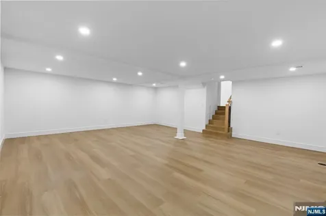 158 Prospect Avenue Oradell NJ 07649