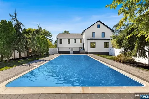 158 Prospect Avenue Oradell NJ 07649