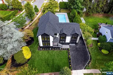 158 Prospect Avenue Oradell NJ 07649