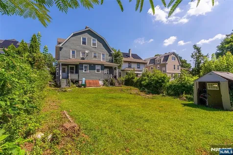 24 Swaine Place West Orange NJ 07052