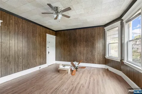 24 Swaine Place West Orange NJ 07052