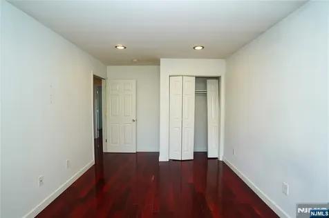 341 Highland Avenue Clifton NJ 07011
