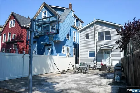 341 Highland Avenue Clifton NJ 07011