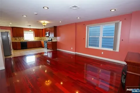 341 Highland Avenue Clifton NJ 07011