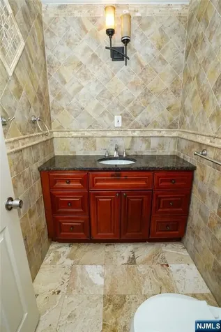 341 Highland Avenue Clifton NJ 07011