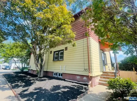 298 Farrant Terrace Teaneck NJ 07666