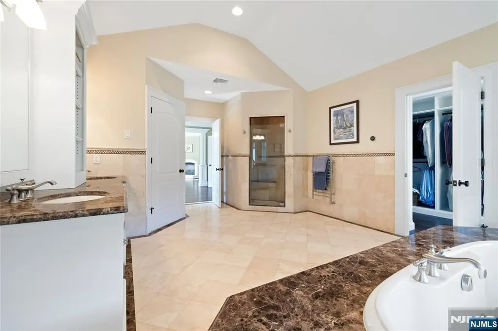 417 Route 9w Alpine NJ 07620