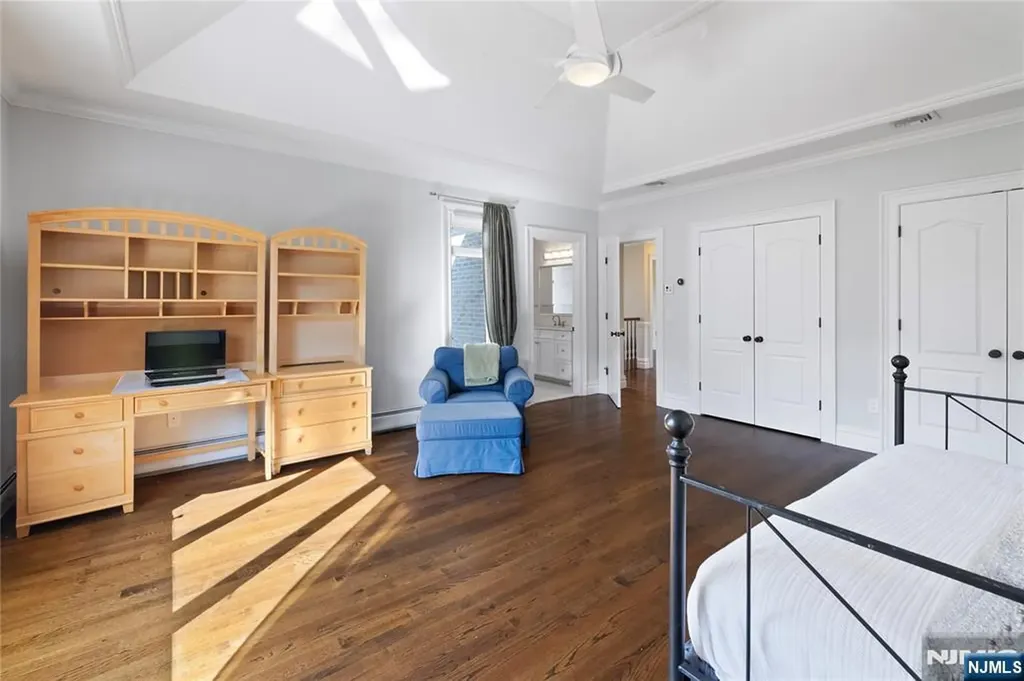 417 Route 9w Alpine NJ 07620