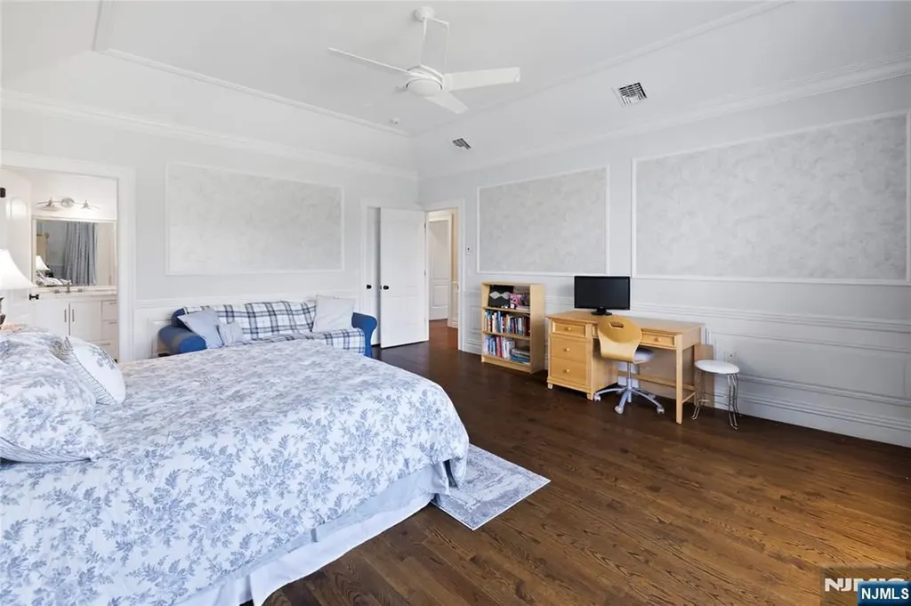 417 Route 9w Alpine NJ 07620