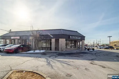 400 Minnisink Road Totowa NJ 07512