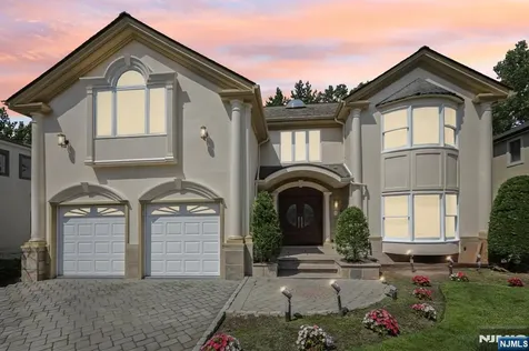 12 Summit Street Englewood Cliffs NJ 07632