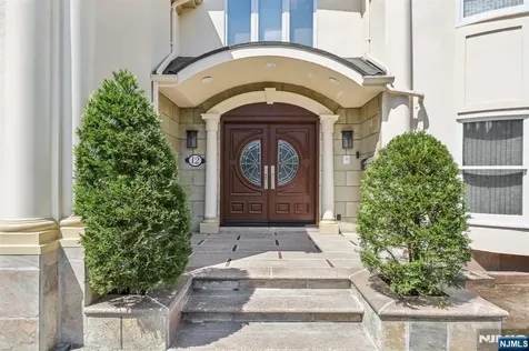12 Summit Street Englewood Cliffs NJ 07632