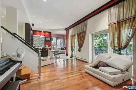 12 Summit Street Englewood Cliffs NJ 07632