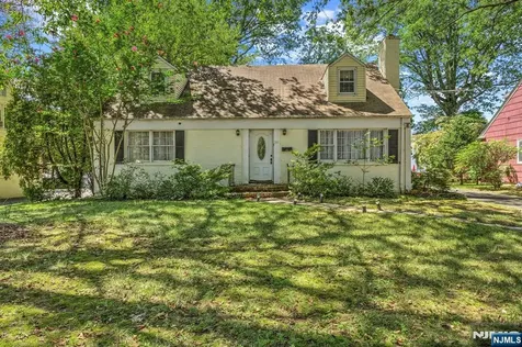 341 W End Avenue North Plainfield NJ 07063