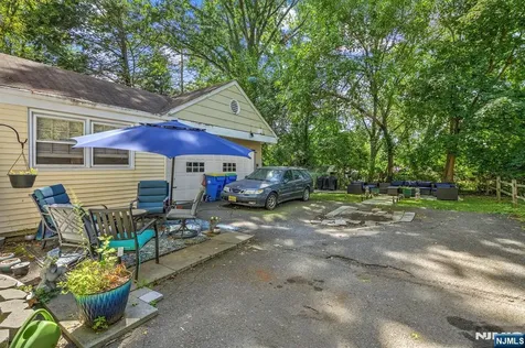 341 W End Avenue North Plainfield NJ 07063