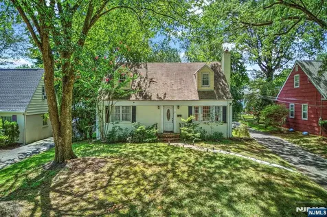 341 W End Avenue North Plainfield NJ 07063