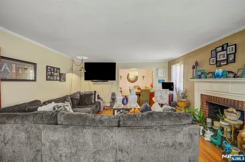 341 W End Avenue North Plainfield NJ 07063