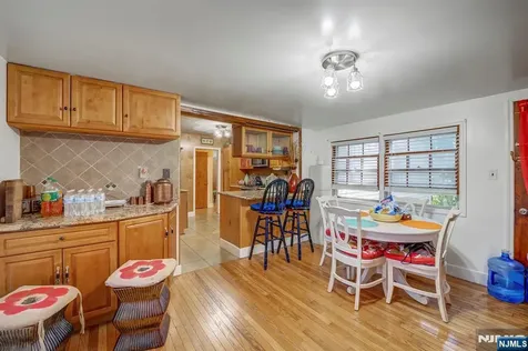 341 W End Avenue North Plainfield NJ 07063