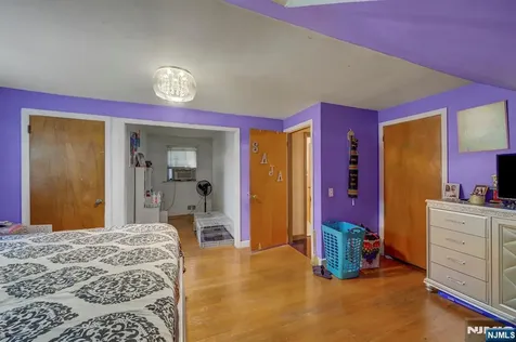 341 W End Avenue North Plainfield NJ 07063