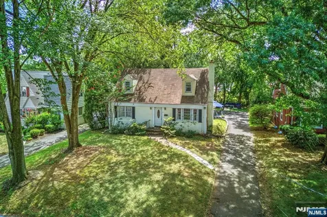 341 W End Avenue North Plainfield NJ 07063