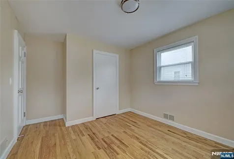 41 Mcclellan Avenue Livingston NJ 07039