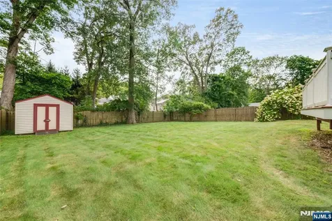 41 Mcclellan Avenue Livingston NJ 07039