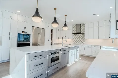 75 Bergen Street Westwood NJ 07675