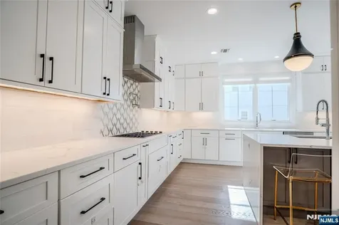75 Bergen Street Westwood NJ 07675