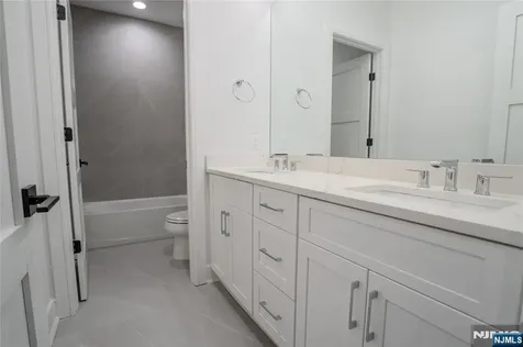 75 Bergen Street Westwood NJ 07675