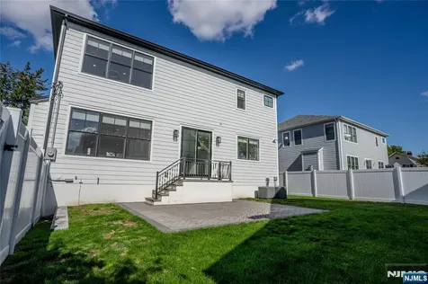 75 Bergen Street Westwood NJ 07675
