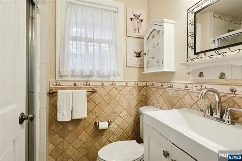 243 Oak Street Ridgewood NJ 07450
