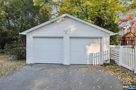 243 Oak Street Ridgewood NJ 07450
