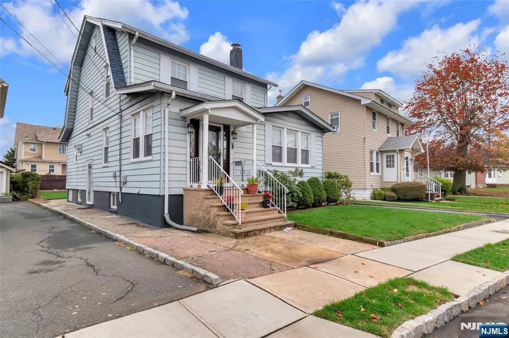 14 Hewitt Avenue Belleville NJ 07109