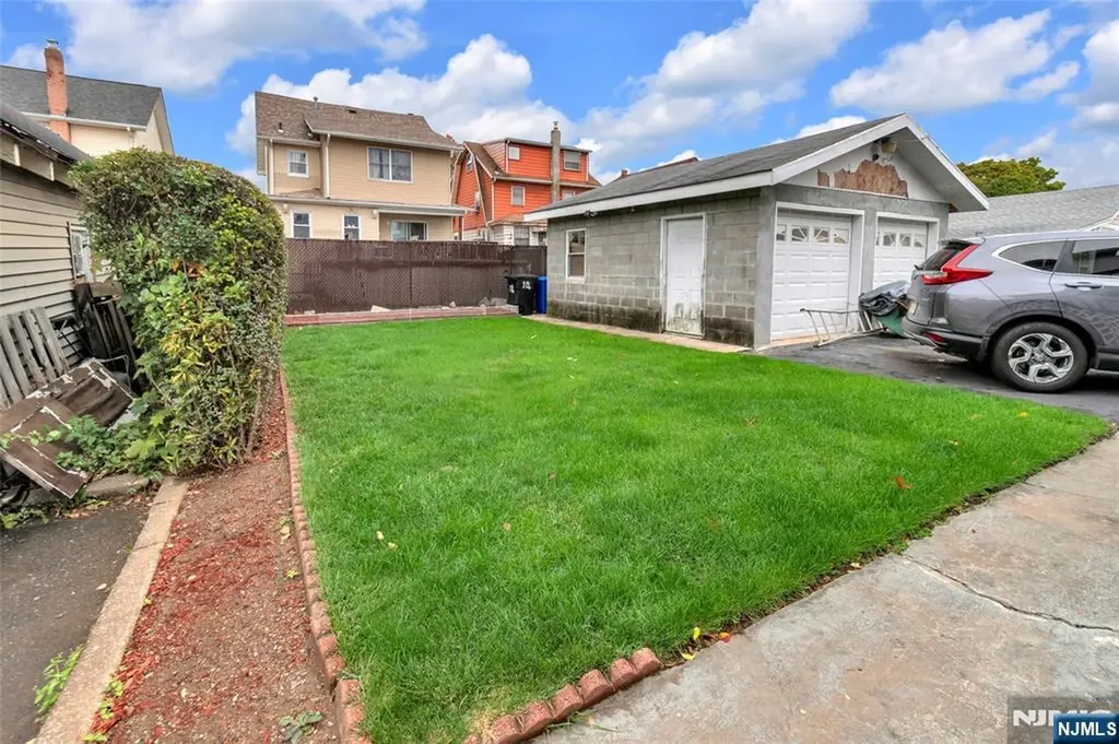 14 Hewitt Avenue Belleville NJ 07109