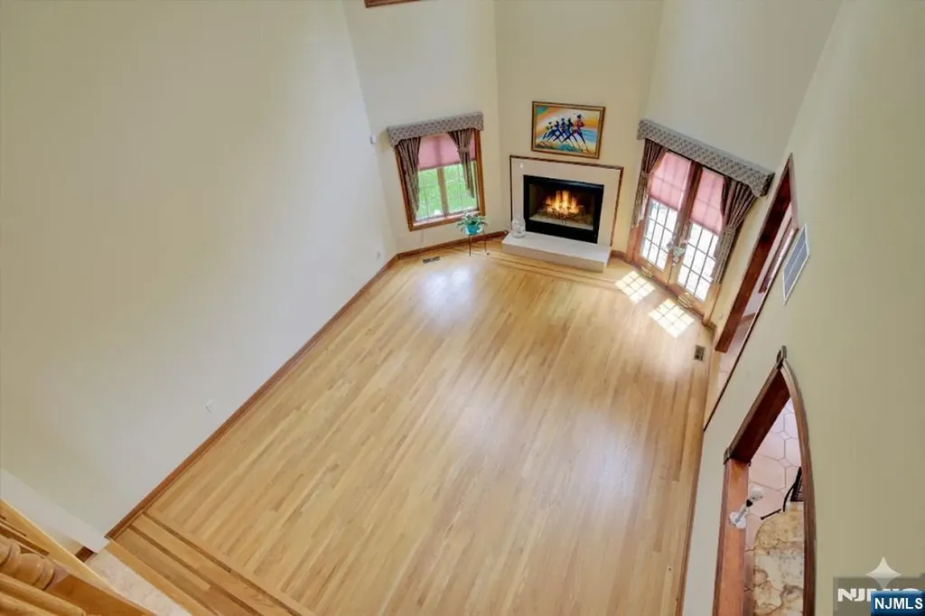 27 Parkwood Lane Bernards NJ 07920