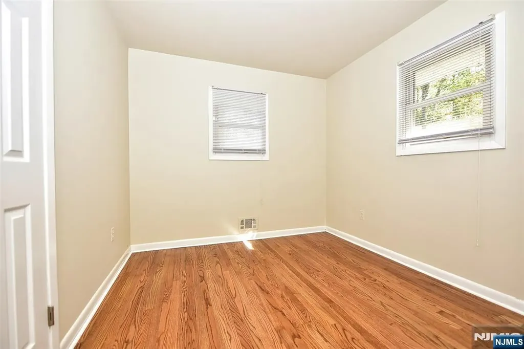 247 Rafkind Road Bloomingdale NJ 07403