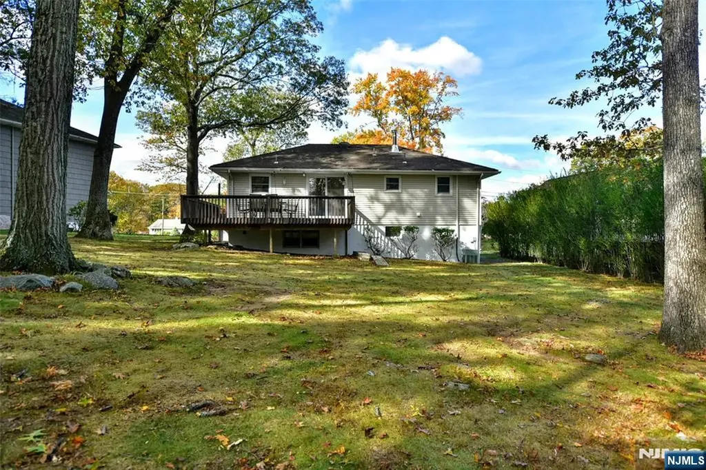 247 Rafkind Road Bloomingdale NJ 07403