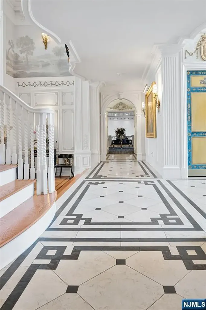 12 The Esplanade Alpine NJ 07620