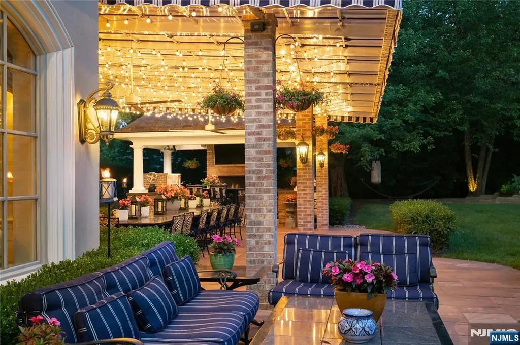 12 The Esplanade Alpine NJ 07620