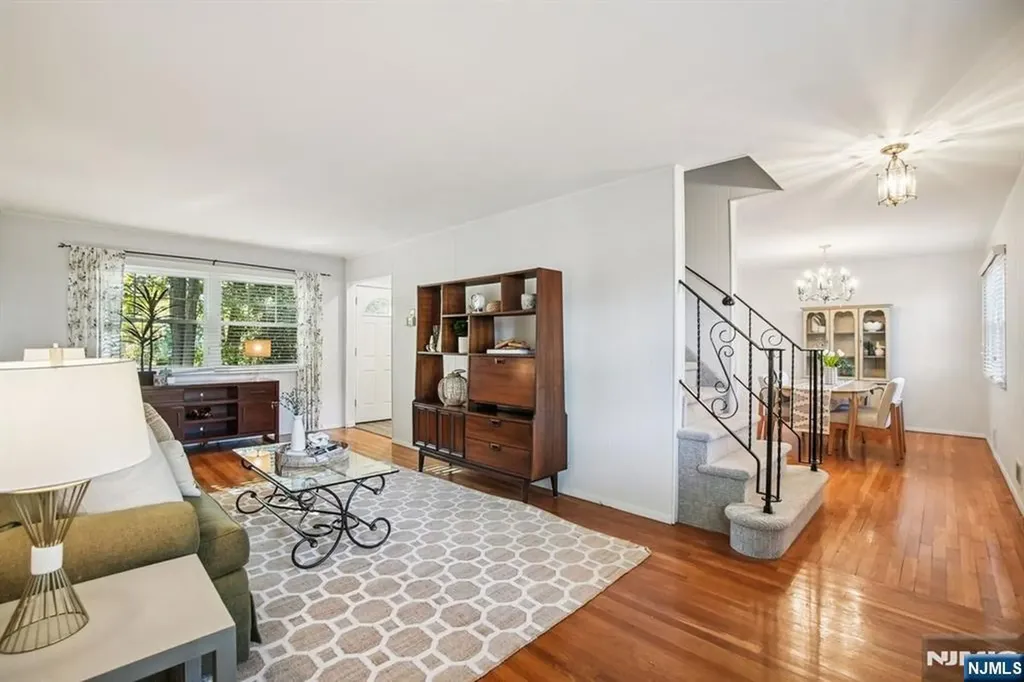 371 Passaic Avenue Bloomfield NJ 07003