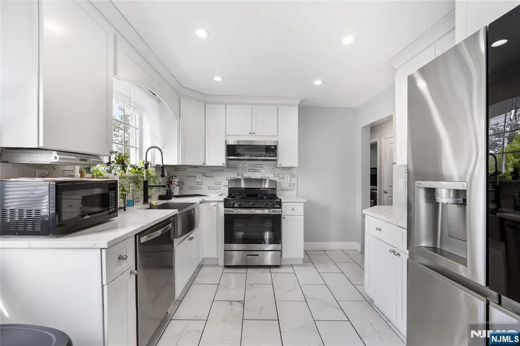 150 Liberty Avenue Belleville NJ 07109