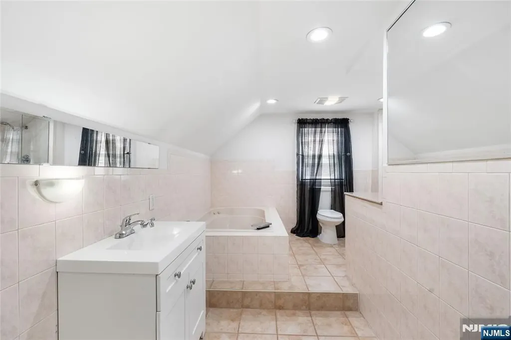 150 Liberty Avenue Belleville NJ 07109