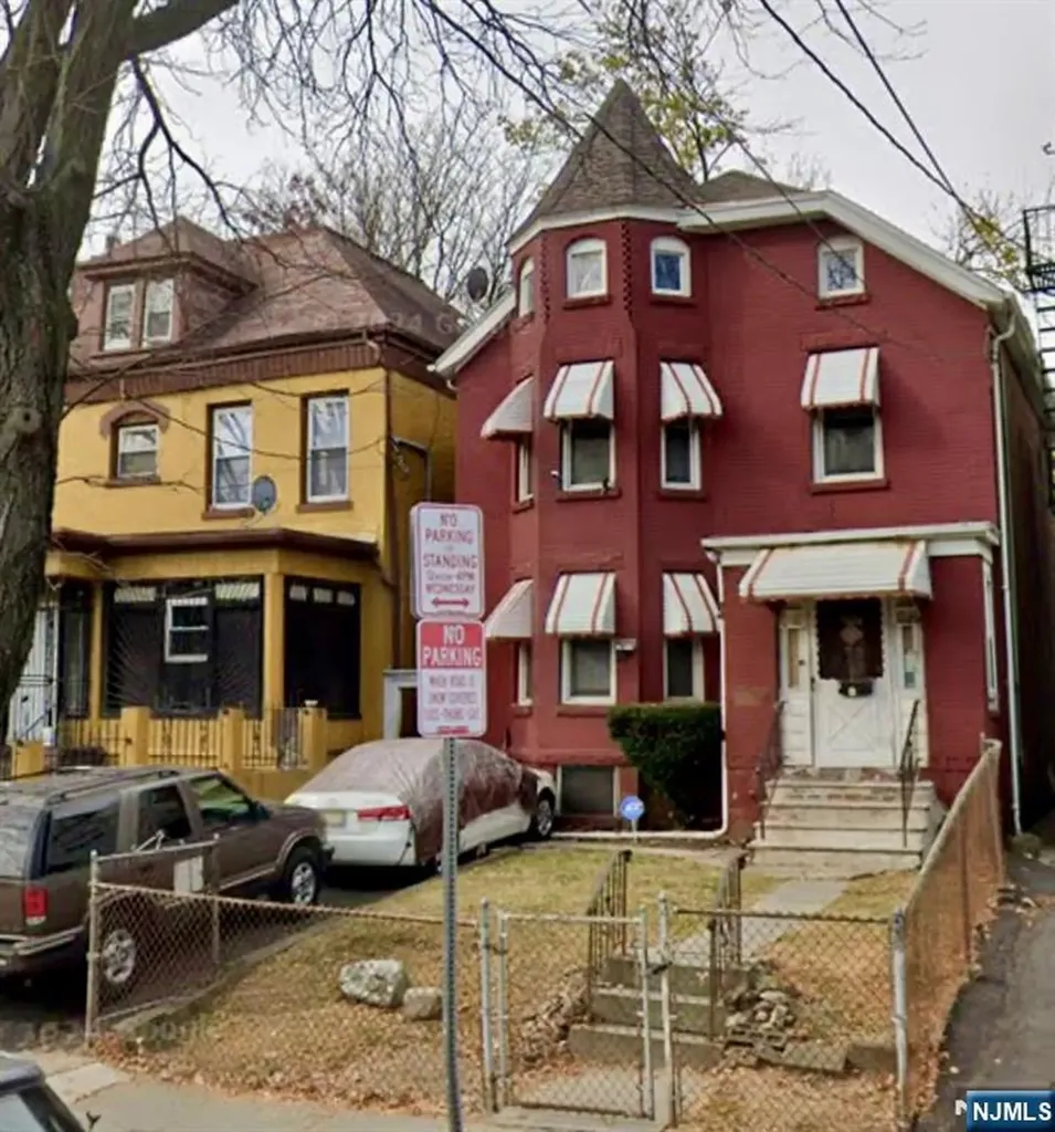 570 Summer Avenue Newark NJ 07104