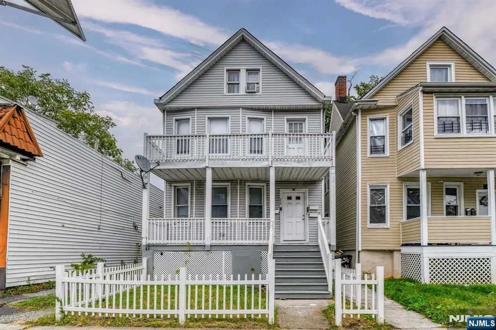 234 Halsted Street East Orange NJ 07018