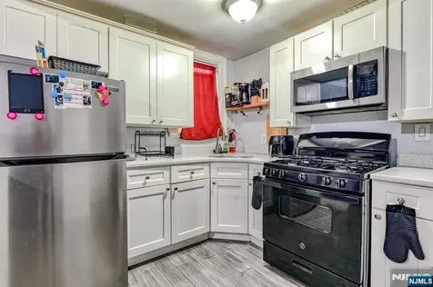 234 Halsted Street East Orange NJ 07018
