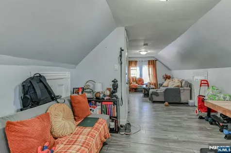 234 Halsted Street East Orange NJ 07018
