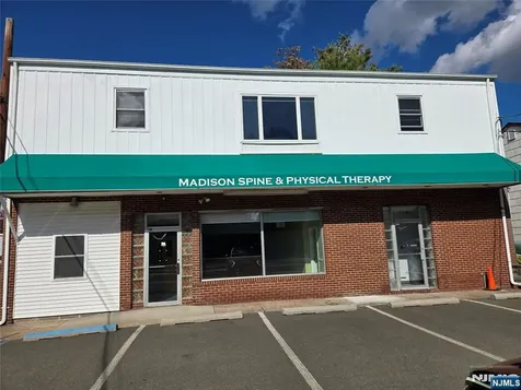 219 Richmond Avenue New Milford NJ 07646