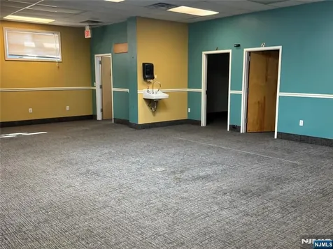 219 Richmond Avenue New Milford NJ 07646