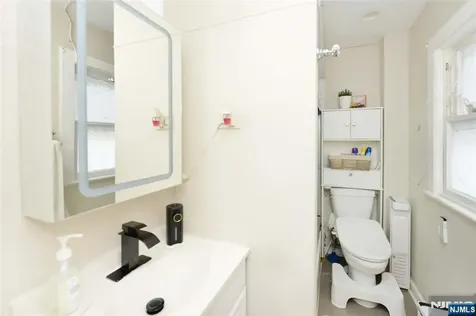 110 3rd Avenue Hawthorne NJ 07506